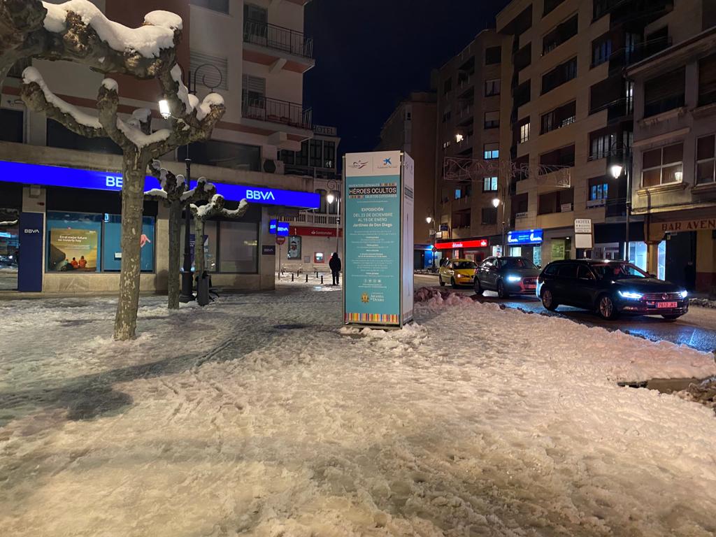 Fotos: Aranda mantiene nieve en las calles tras el paso de Filomena