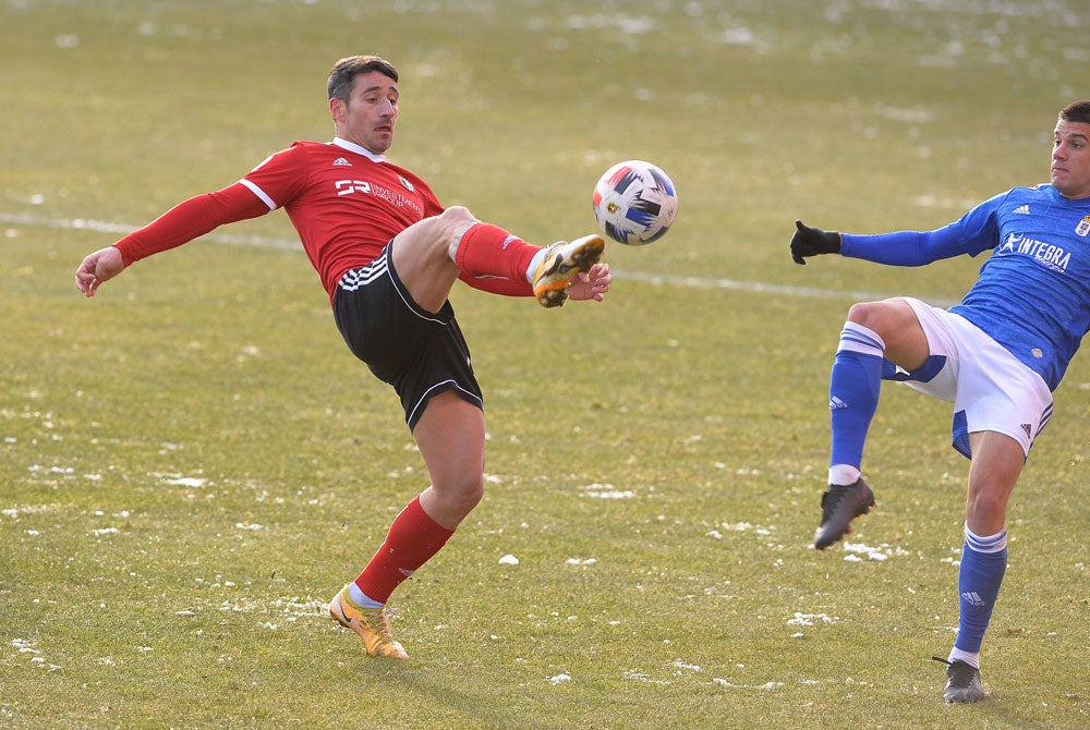 Fotos: El Burgos CF golea al Real Oviedo B