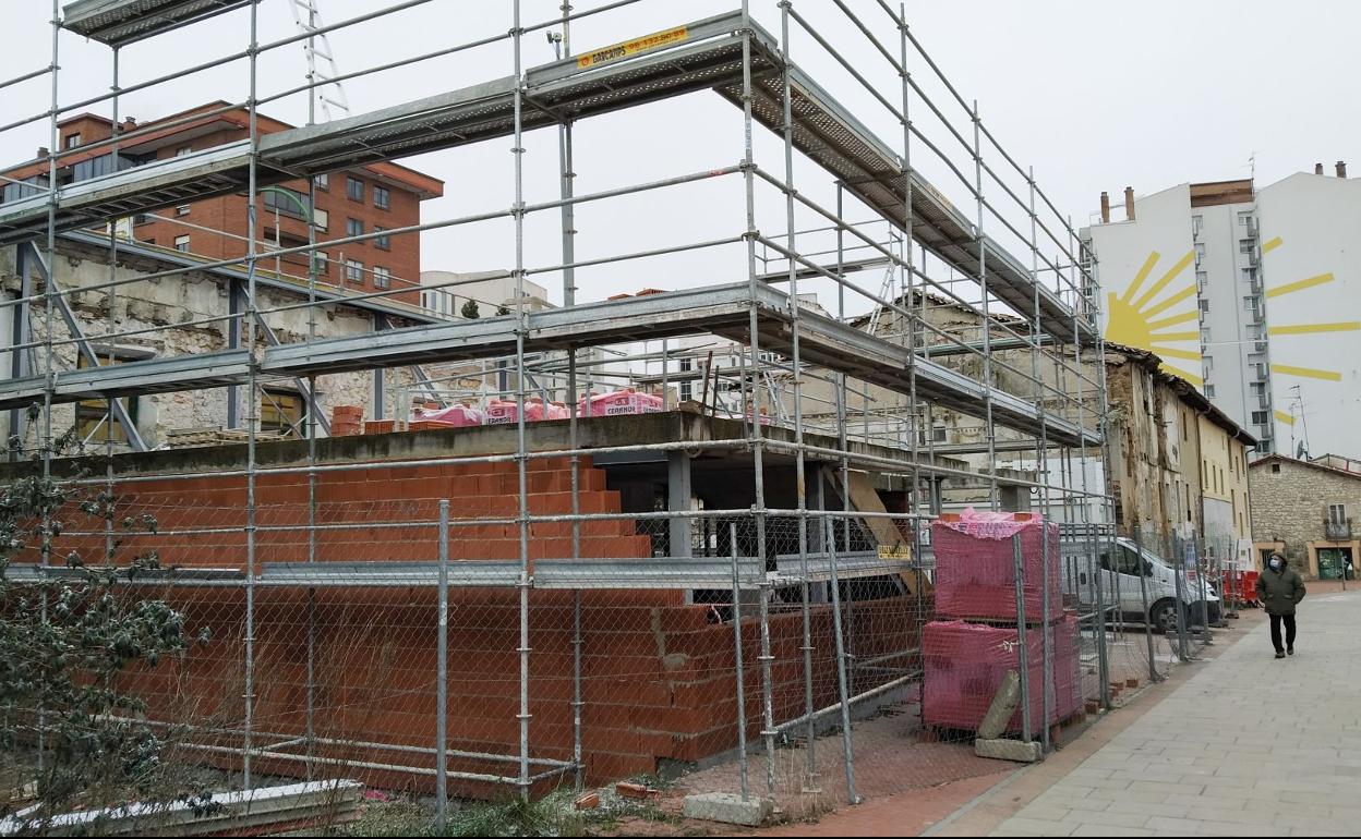 Las obras en el edificio ya son visibles. 
