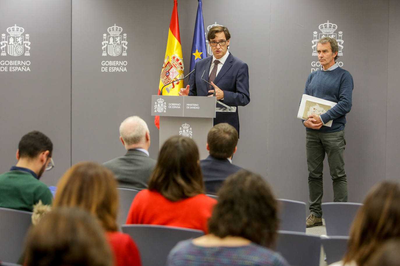 Salvador Illa, en rueda de prensa con Fernando Simón. 