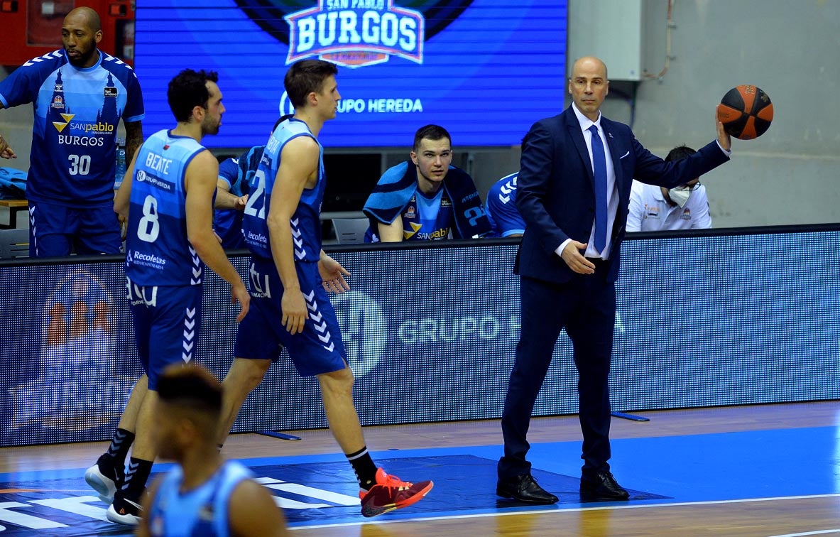 Derrota de los burgaleses ante el Valencia Basket