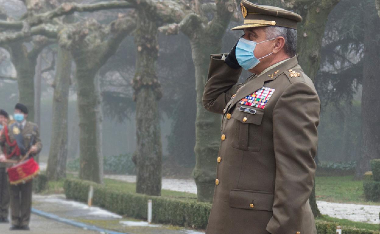 El General de División Juan Carlos González Diez, durante el acto de su Toma de Posesión.