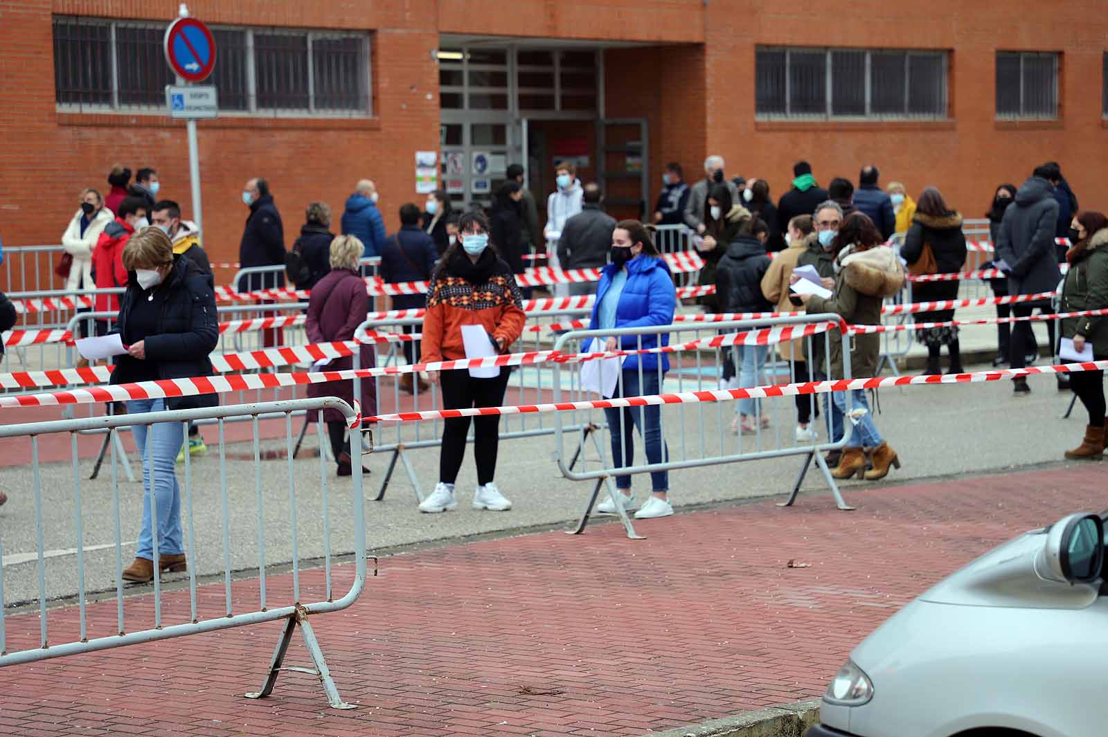 9.000 personas están llamadas a participar en el cribado de la UBU en el polideportivo universitario.