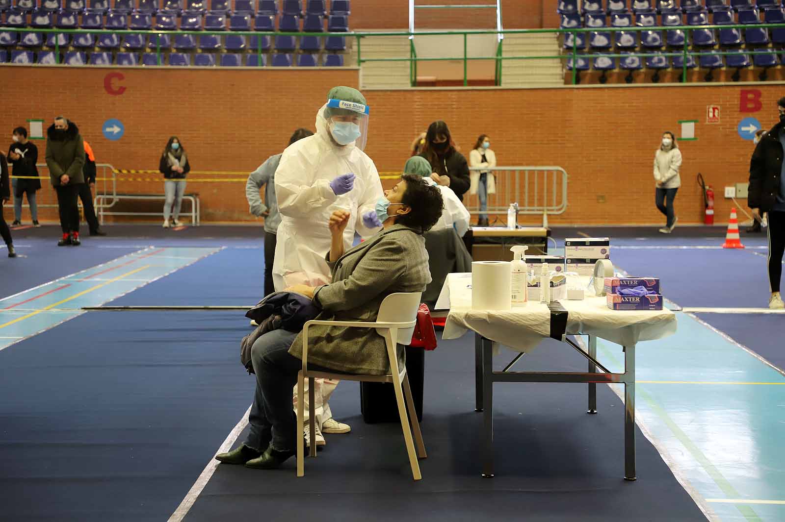 9.000 personas están llamadas a participar en el cribado de la UBU en el polideportivo universitario.