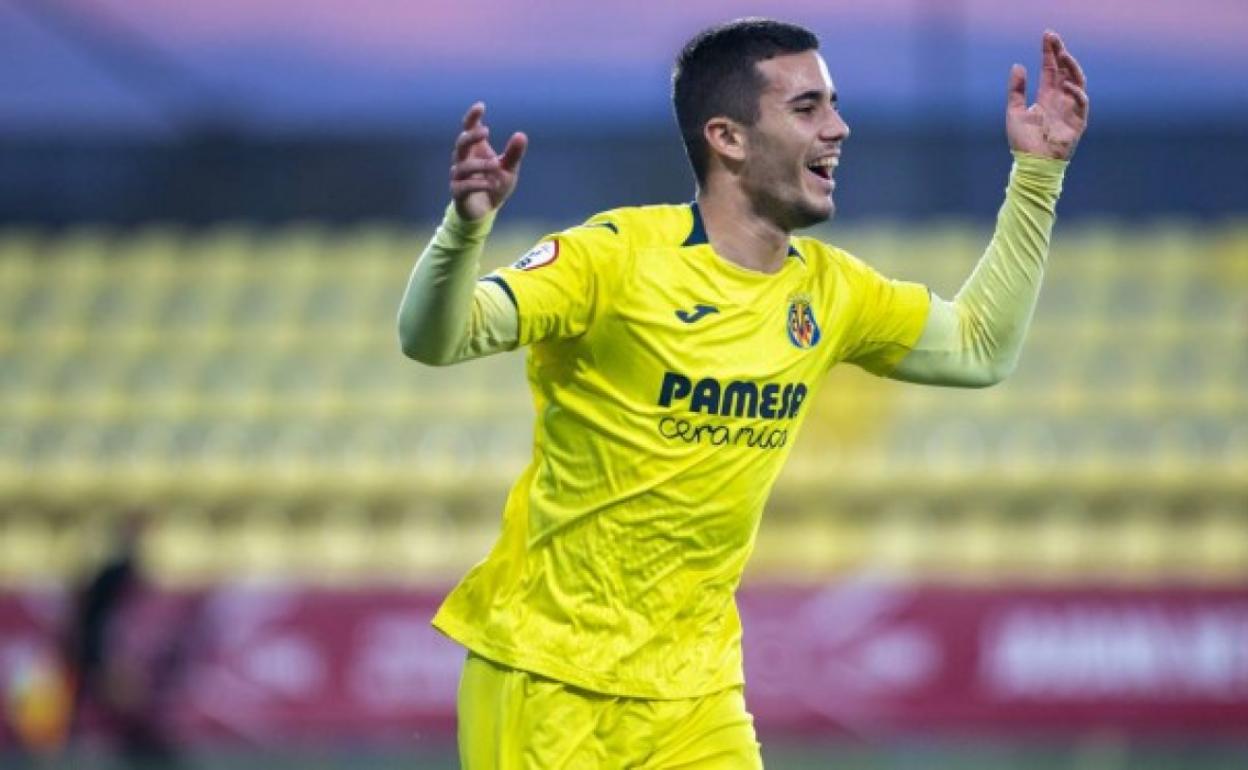 Simón Moreno buscará minutos en el Mirandés. 