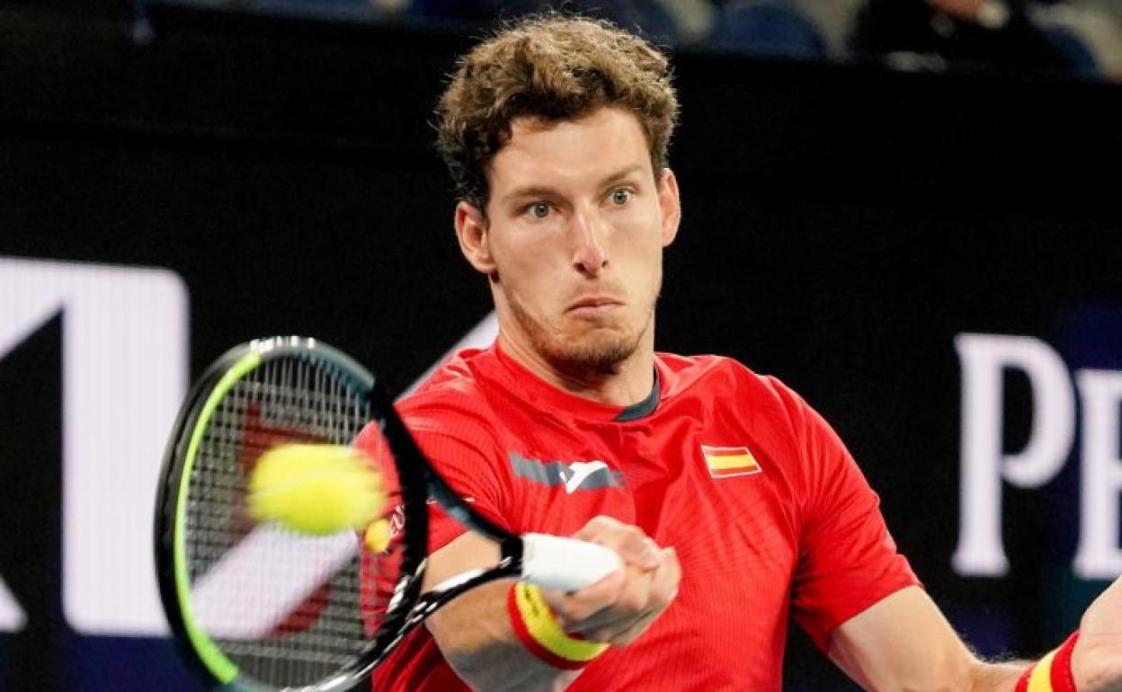 Pablo Carreño golpea la bola. 