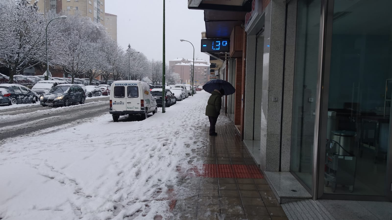 Fotos: La nieve también cubre Gamonal y Fuentecillas