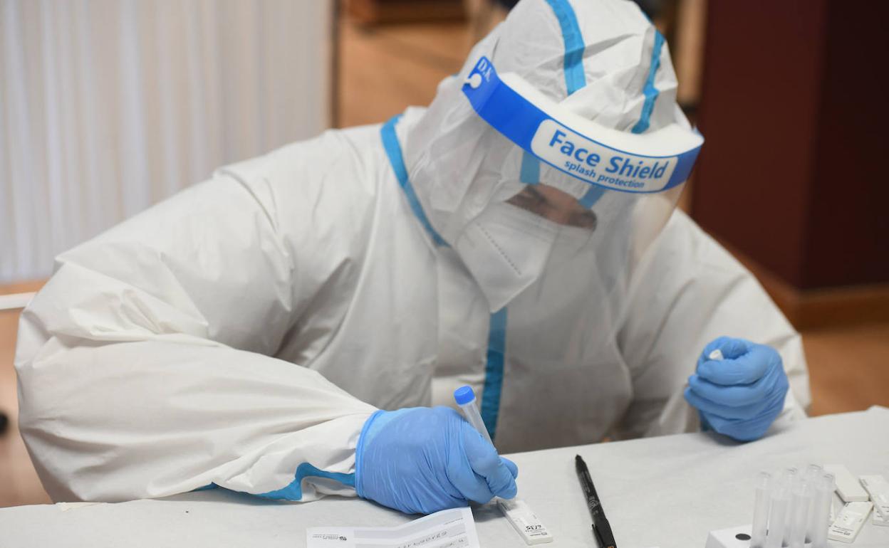 Se siguen detectando nuevos contagios a diario.