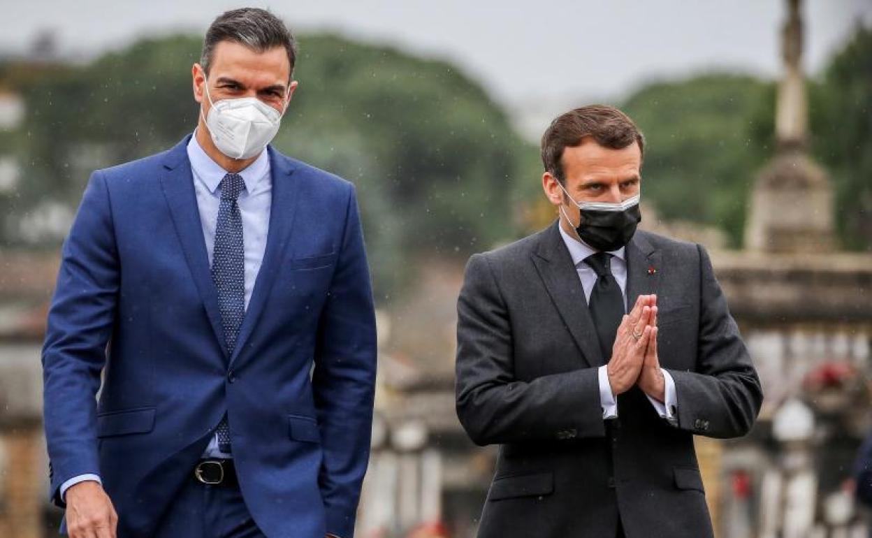 Pedro Sánchez y el presidente francés Emmanuel Macron se reunieron este lunes en Montauban.