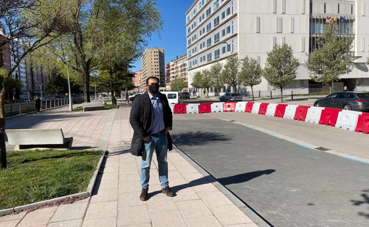 Jorge Berzosa en Reyes Católicos. 