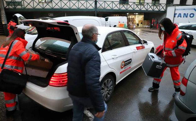 La vacunación contra la covid, un oasis para los taxistas de Burgos