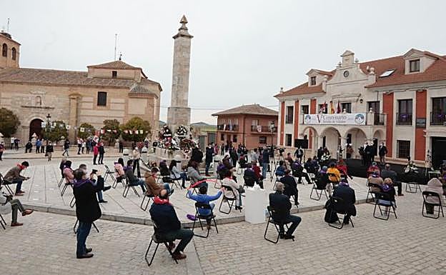 Acto en la plaza de Villalar.