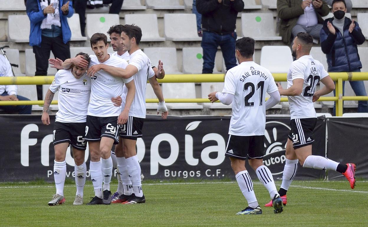 El Burgos CF se exhibió ante su afición. 