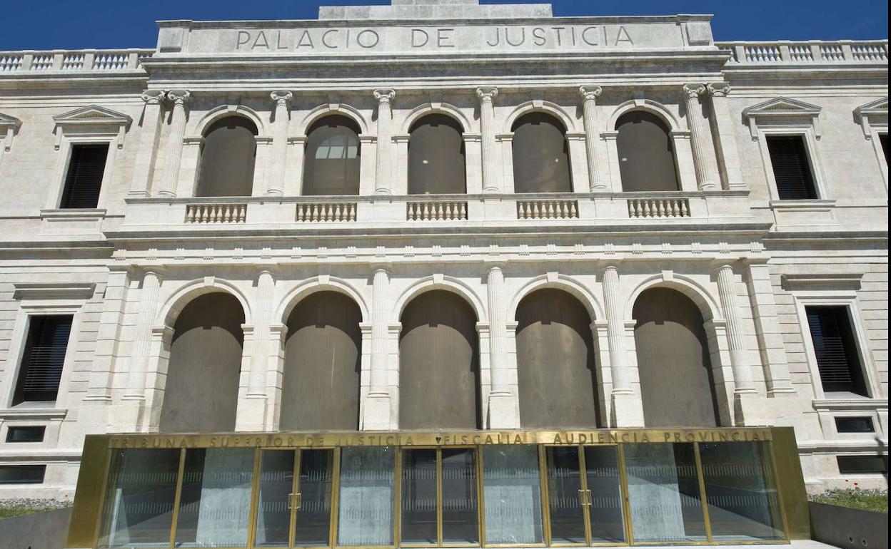 Tribunal Superior de Justicia de Castilla y León con sede en Burgos. 