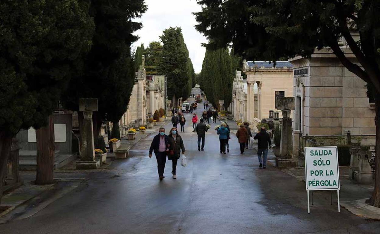 Imagen del cementerio de Burgos durante la pandemia de la covid-19. 