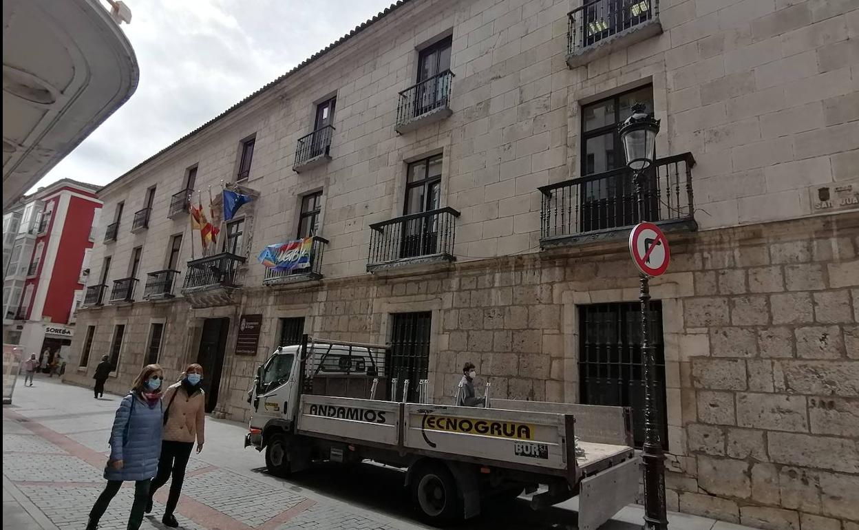 El tejado del Centro Cívico de San Juan se rehabilitará.