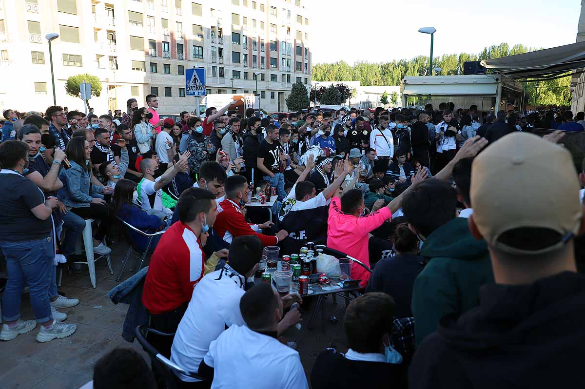 Fotos: Burgos vibra con su equipo en la distancia