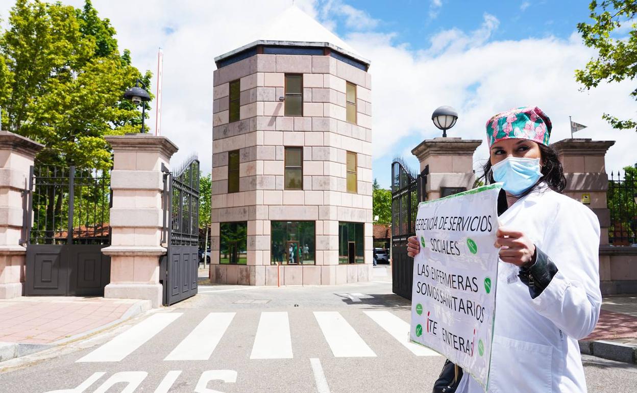 El Sindicato de Enfemería SATSE se concentró frente a la Junta en Valladolid hace un par de semanas.