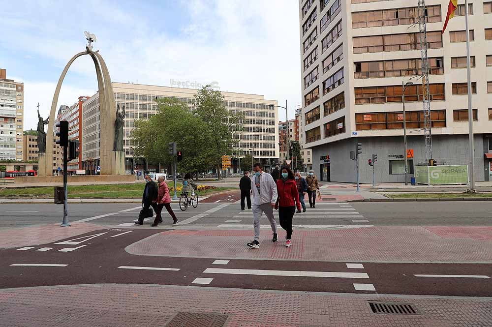 Fotos: Ciclistas y peatones, en contra de las aceras bici