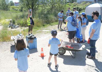 Imagen secundaria 1 - Un centenar de voluntarios de Burgos participan en el Día de Acciones Ambientales