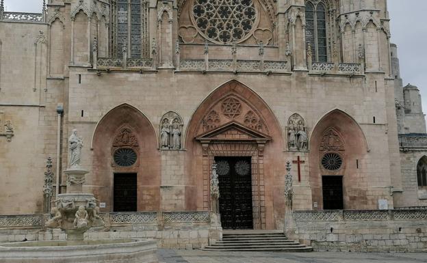 Las puertas de la Catedral de Burgos queman su último cartucho ante Icomos