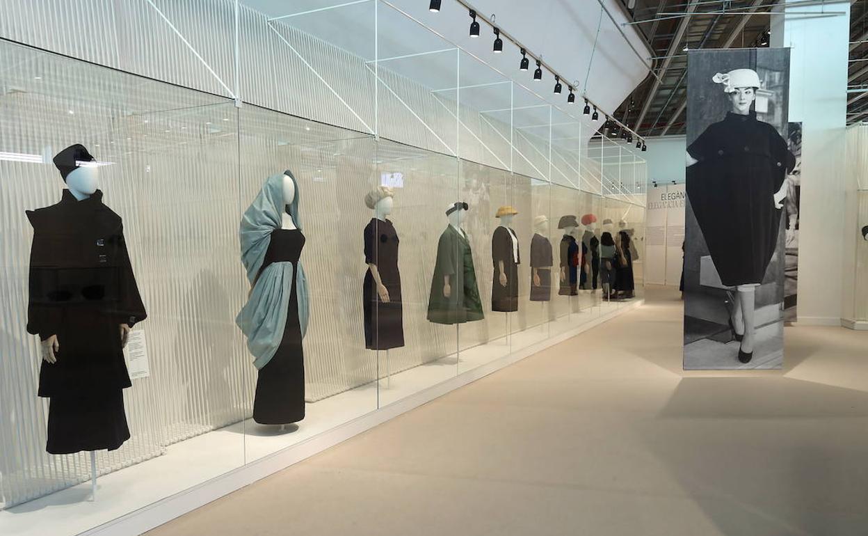 Imagen de la exposición de Balenciaga.