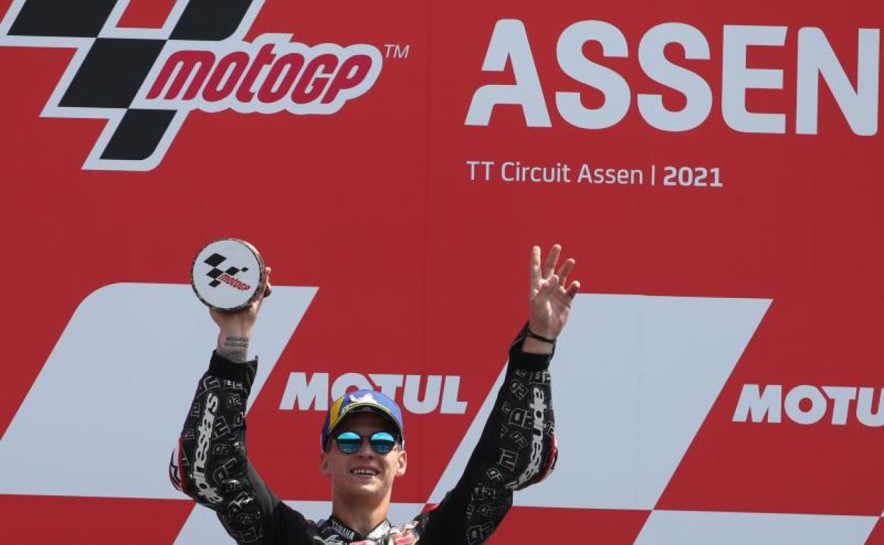 Quartararo celebrando en Assen