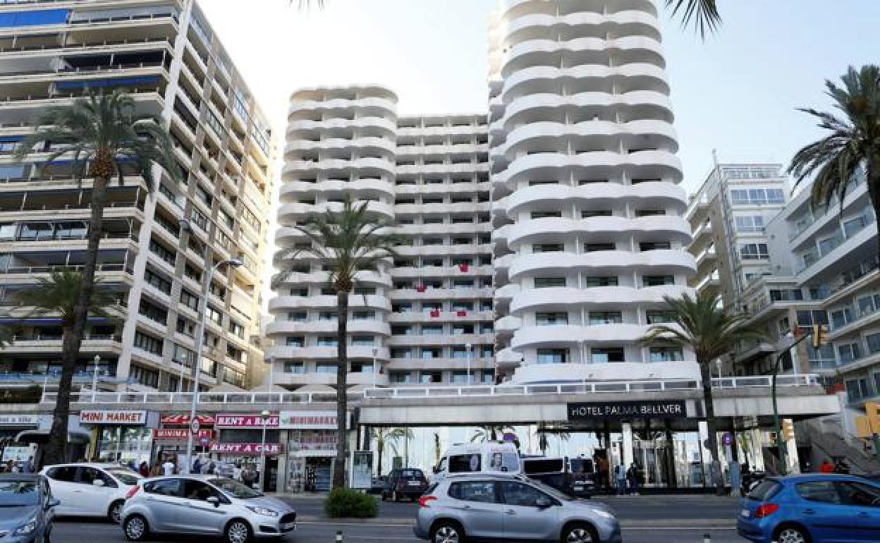 Numerosos jóvenes continúan aislados en un hotel de Mallorca. 