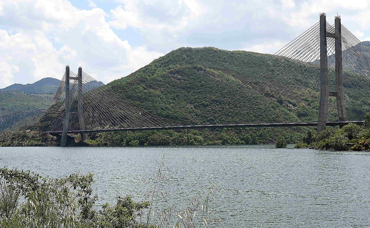 Embalse de Barrios de Luna, en la provincia de León. 