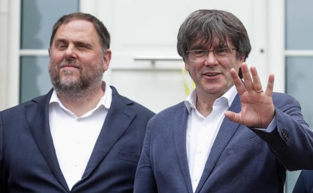 Carles Puigdemont se reúne con Oriol Junqueras en Waterloo.