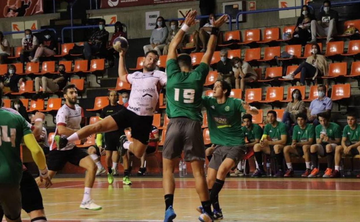 Imagen del partido de pretemporada del año pasado entre ambos equipos. 