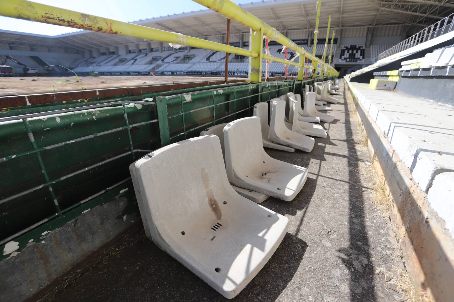 Fotos: El Plantío se prepara para su regreso a Segunda División