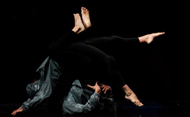 ''Jenga', una coreografía de Lia Claudia Latini', 