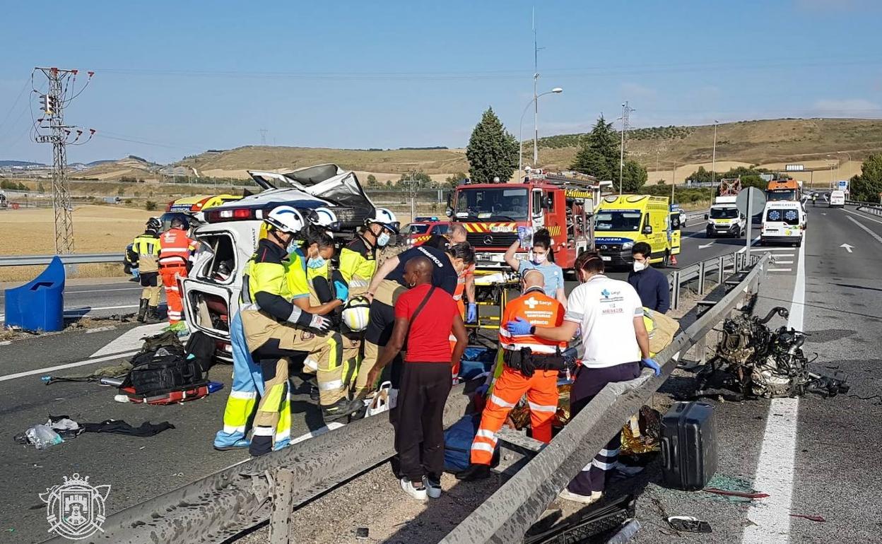 Accidente mortal en la AP-1, en el término municipal de Rubena.