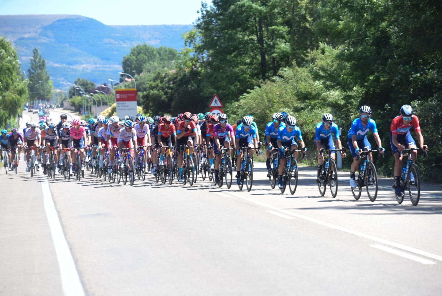 Fotos: Bardet se exhibe en Espinosa de los Monteros