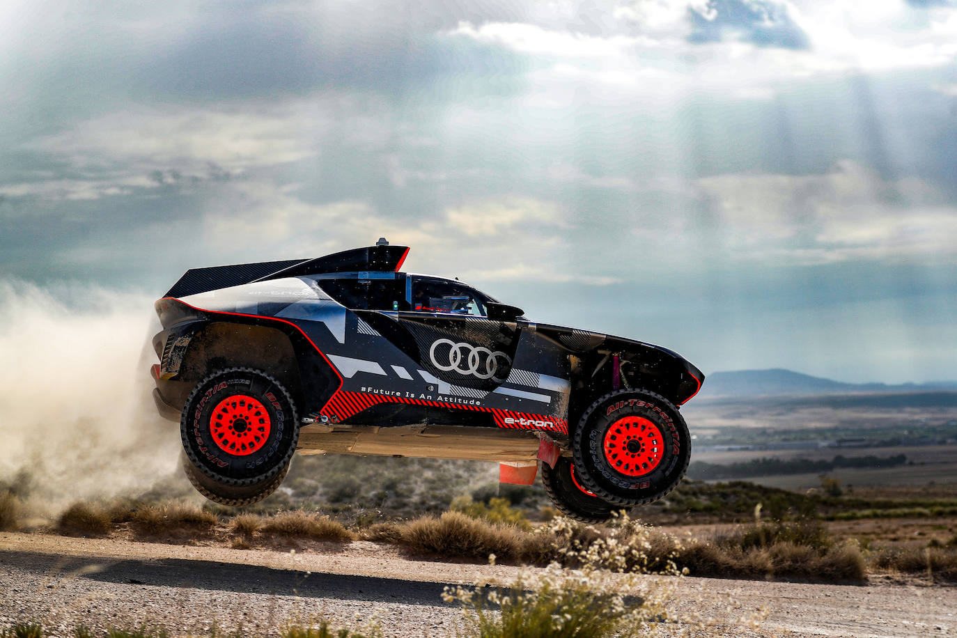 Fotos: El prototipo de Audi para el Rally Dakar completa ocho días de pruebas en España