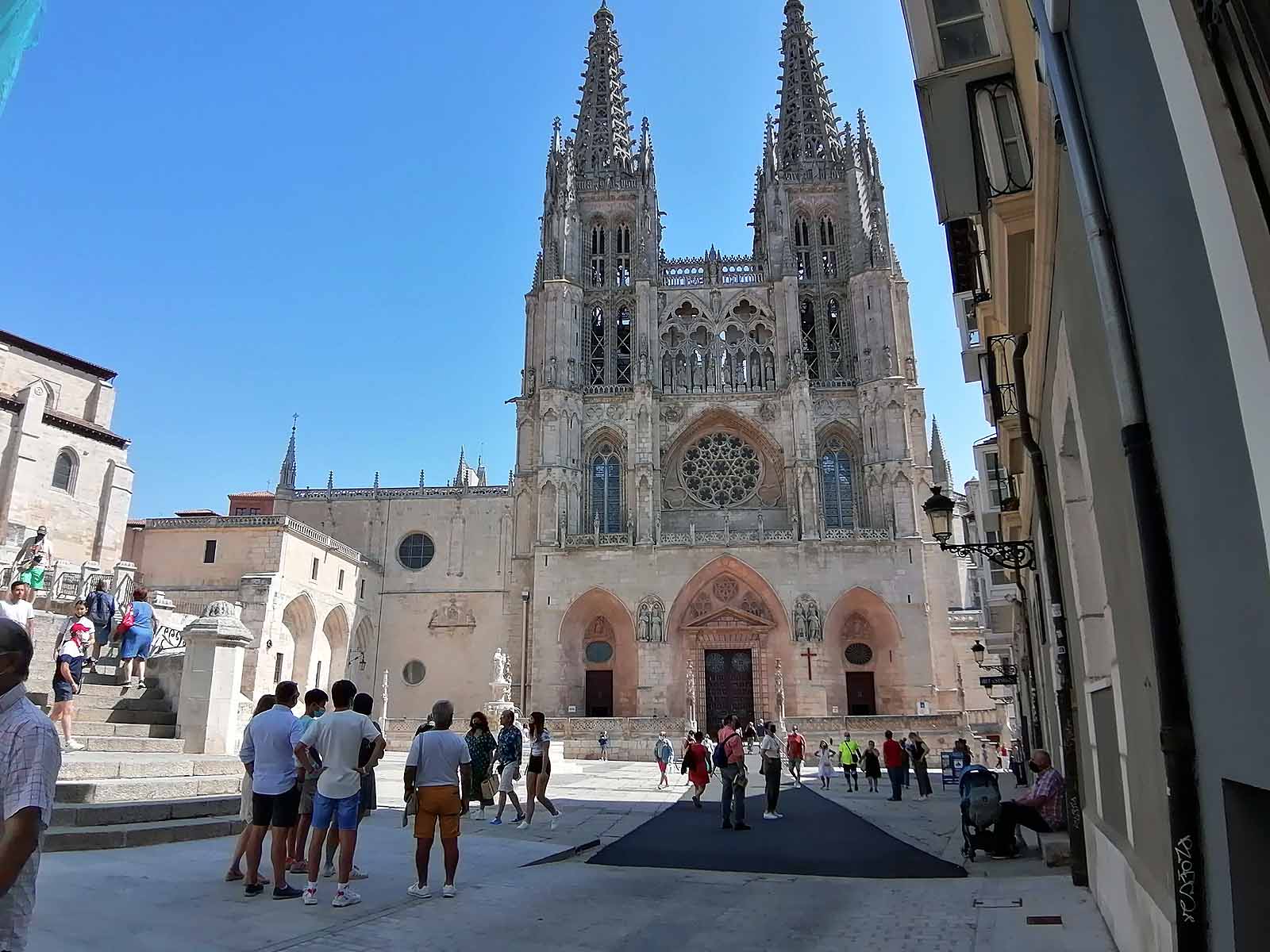 Las terrazas a la sombra han sido parada obligatoria para muchos. 