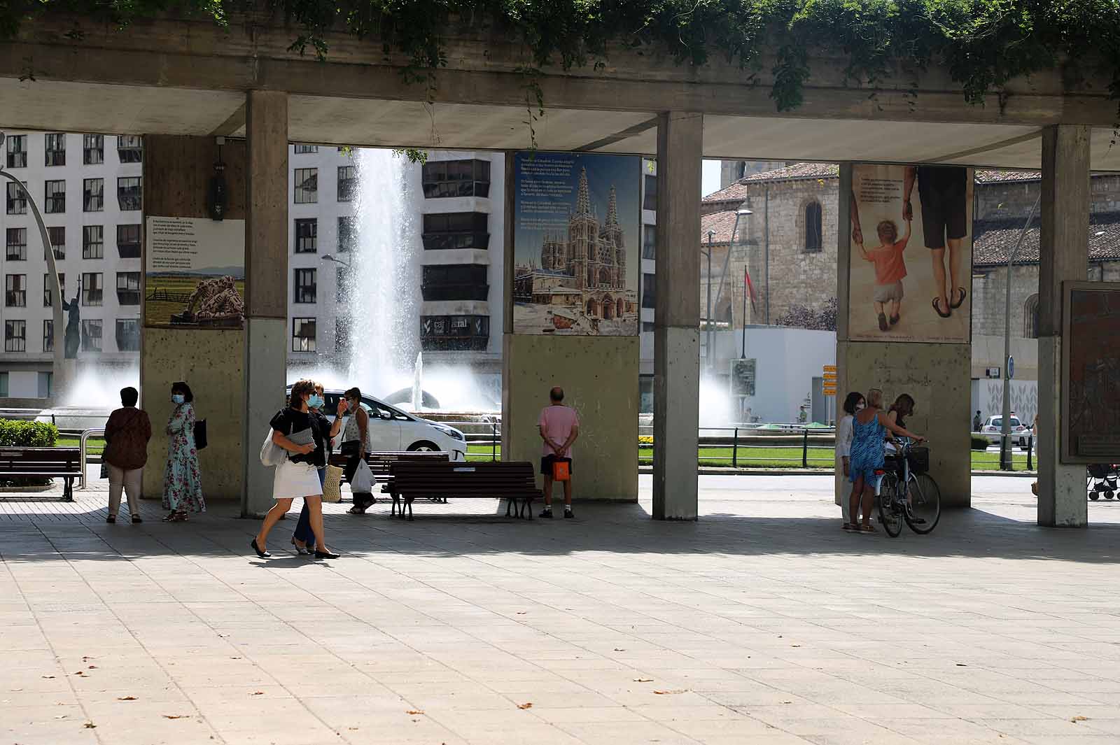 Las terrazas a la sombra han sido parada obligatoria para muchos. 