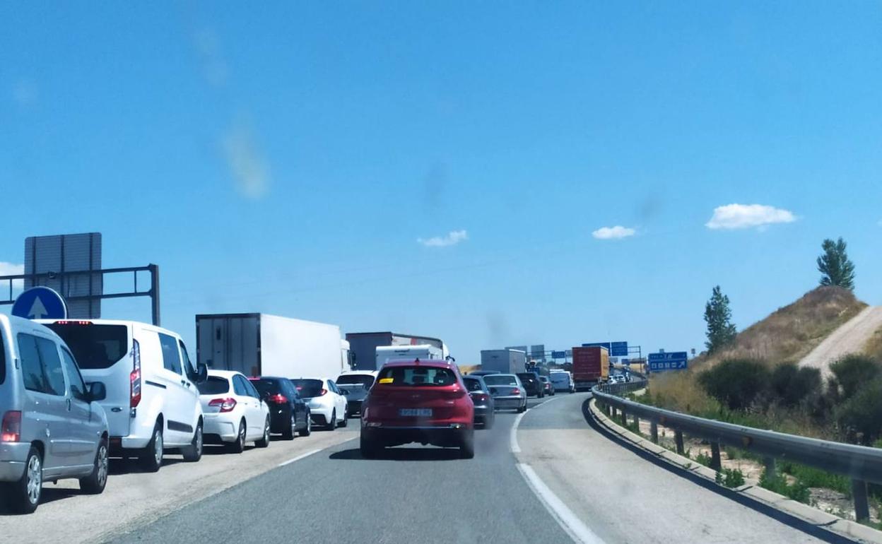 Estado de la vía BU-30 donde se ha producido el accidente de tráfico en Burgos.