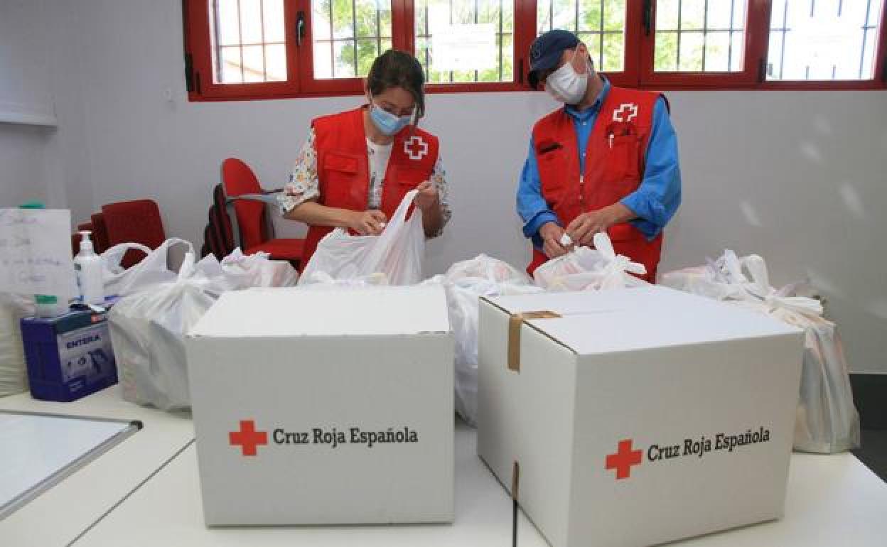 Voluntarios de Cruz Roja. 