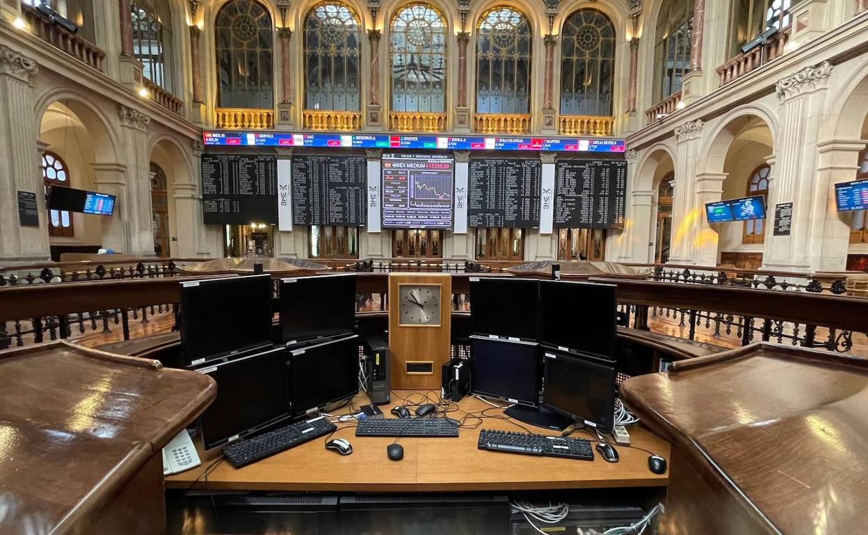 Interior de la Bolsa de Madrid. 