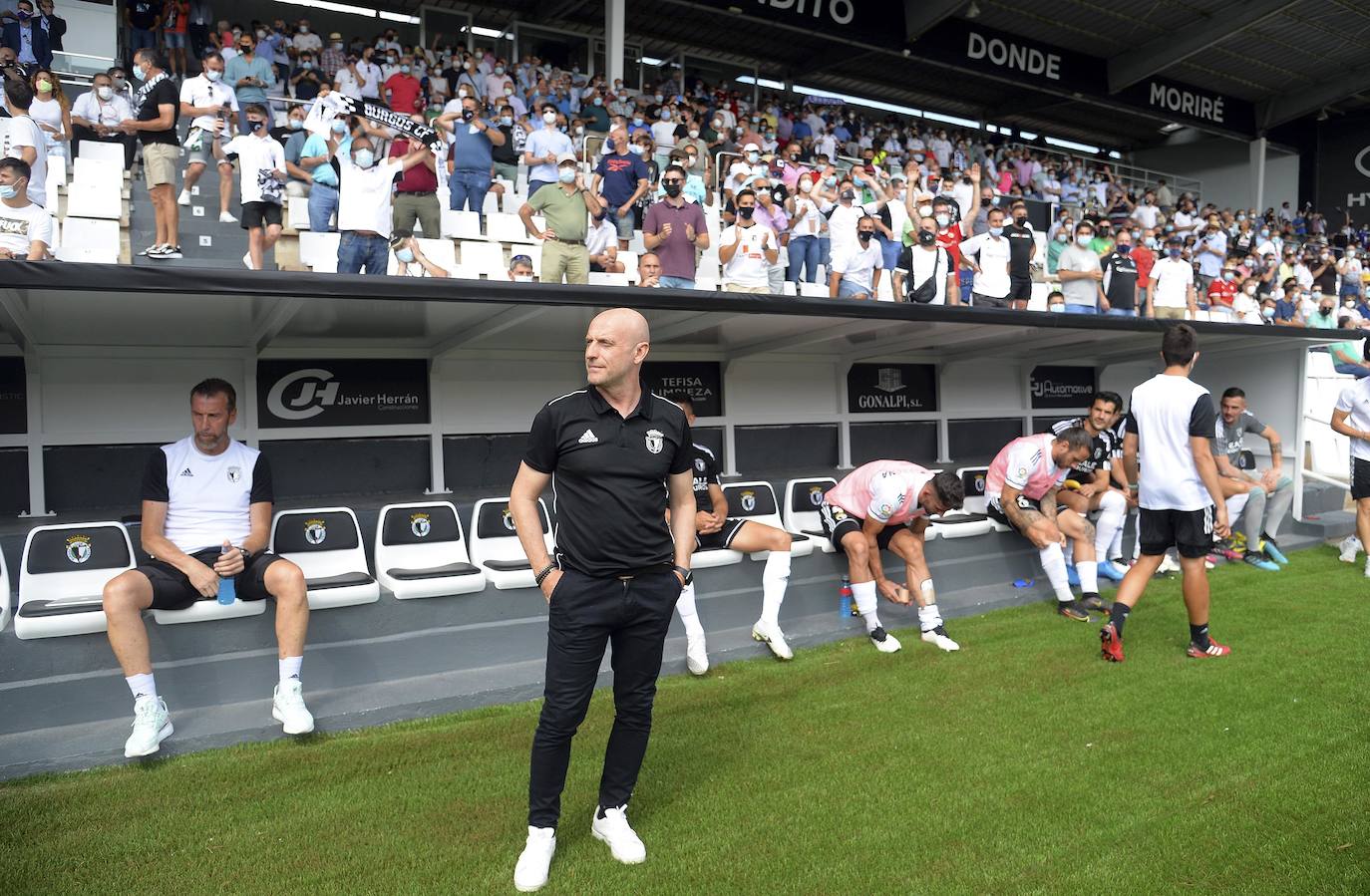 Julián Calero se muestra «muy satisfecho» con el rendimiento de sus jugadores. 