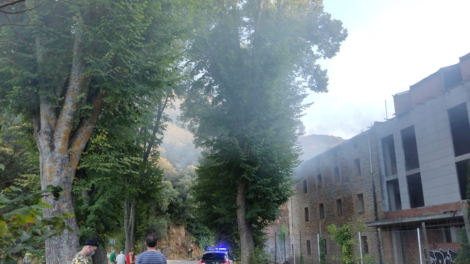 Imagen secundaria 1 - Extinción del incendio en Montejo de Cebas. 