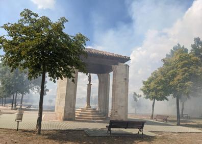 Imagen secundaria 1 - Sucesos Burgos: Extinguido el incendio que amenazaba la residencia Ciudad del Bienestar en Aranda