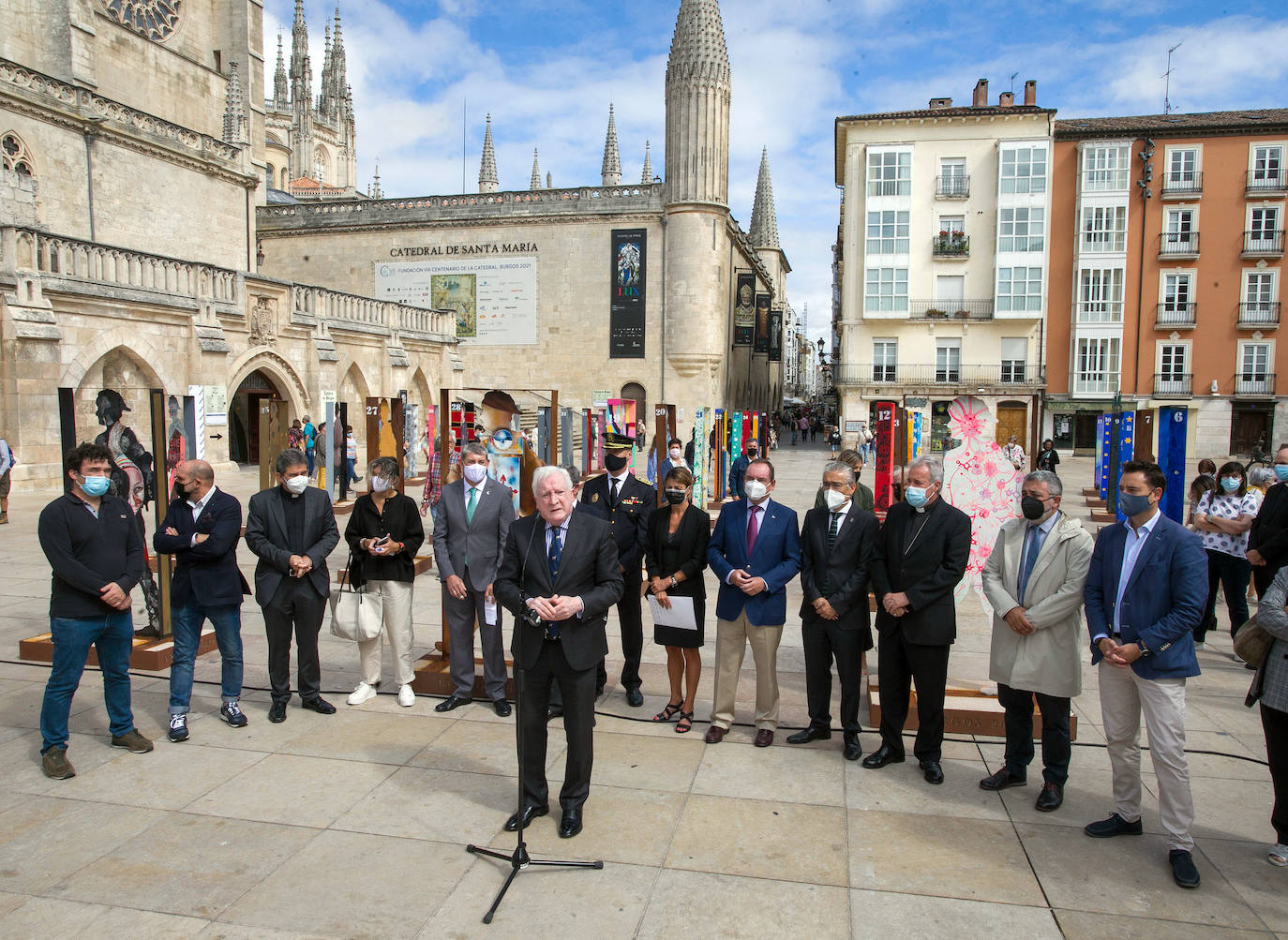 Fotos: Esculturas de peregrinos que señalizan el Camino de Santiago a su paso por Burgos