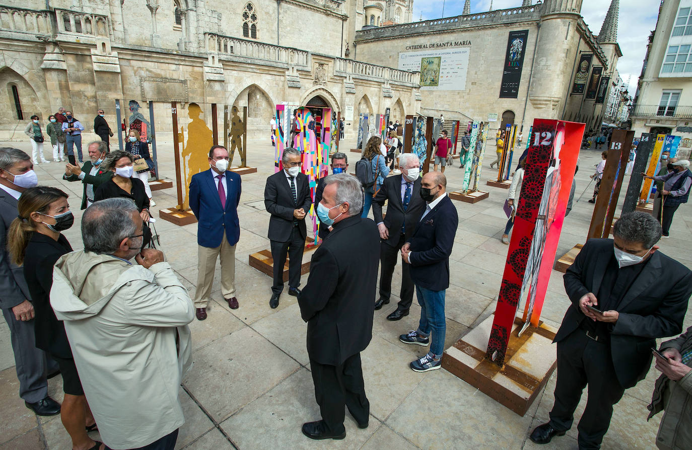 Fotos: Esculturas de peregrinos que señalizan el Camino de Santiago a su paso por Burgos