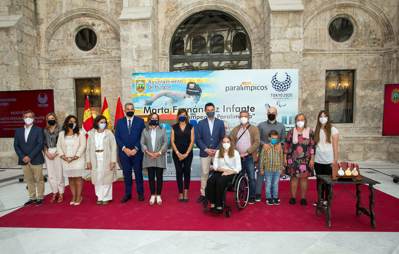 Fotos: La nadadora paralímpica Marta Fernández ha recibido un homenaje en Burgos