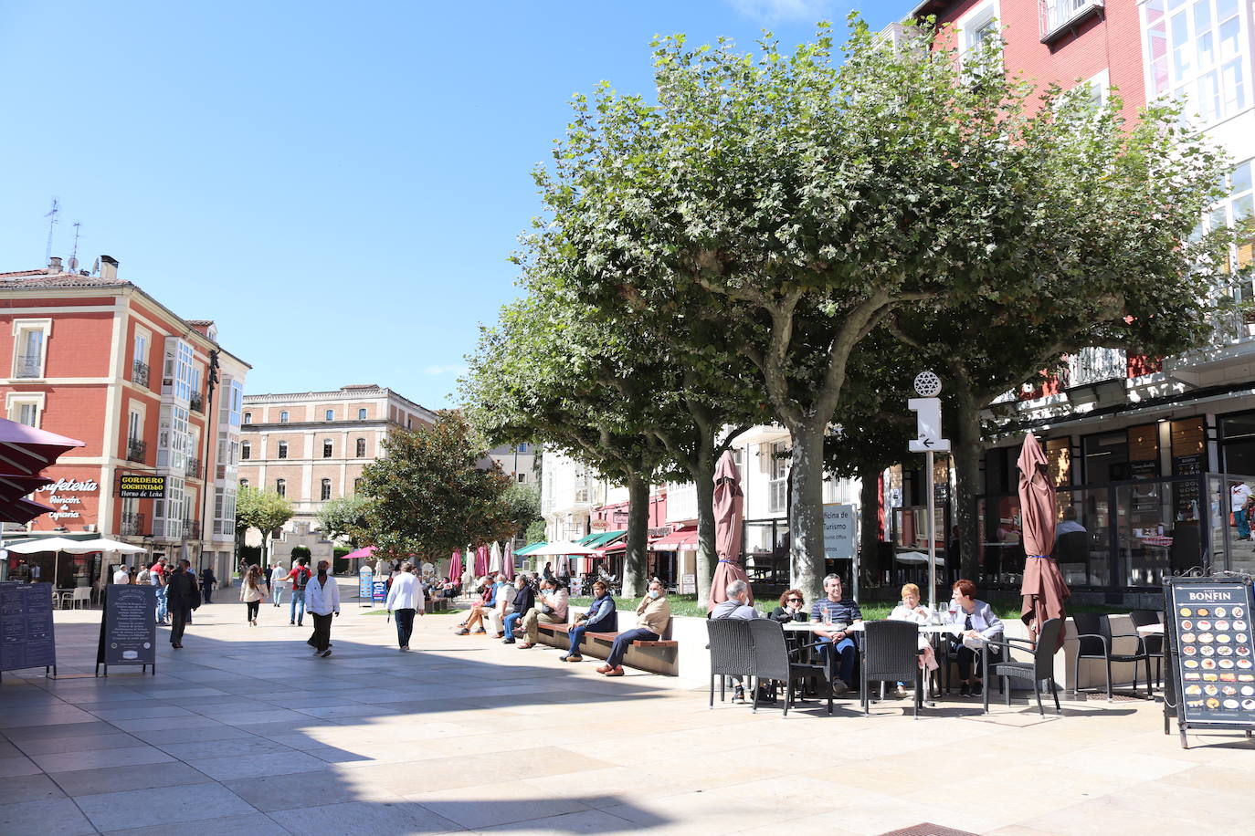 Fotos: El último fin de semana del verano se despide con sol y paseos