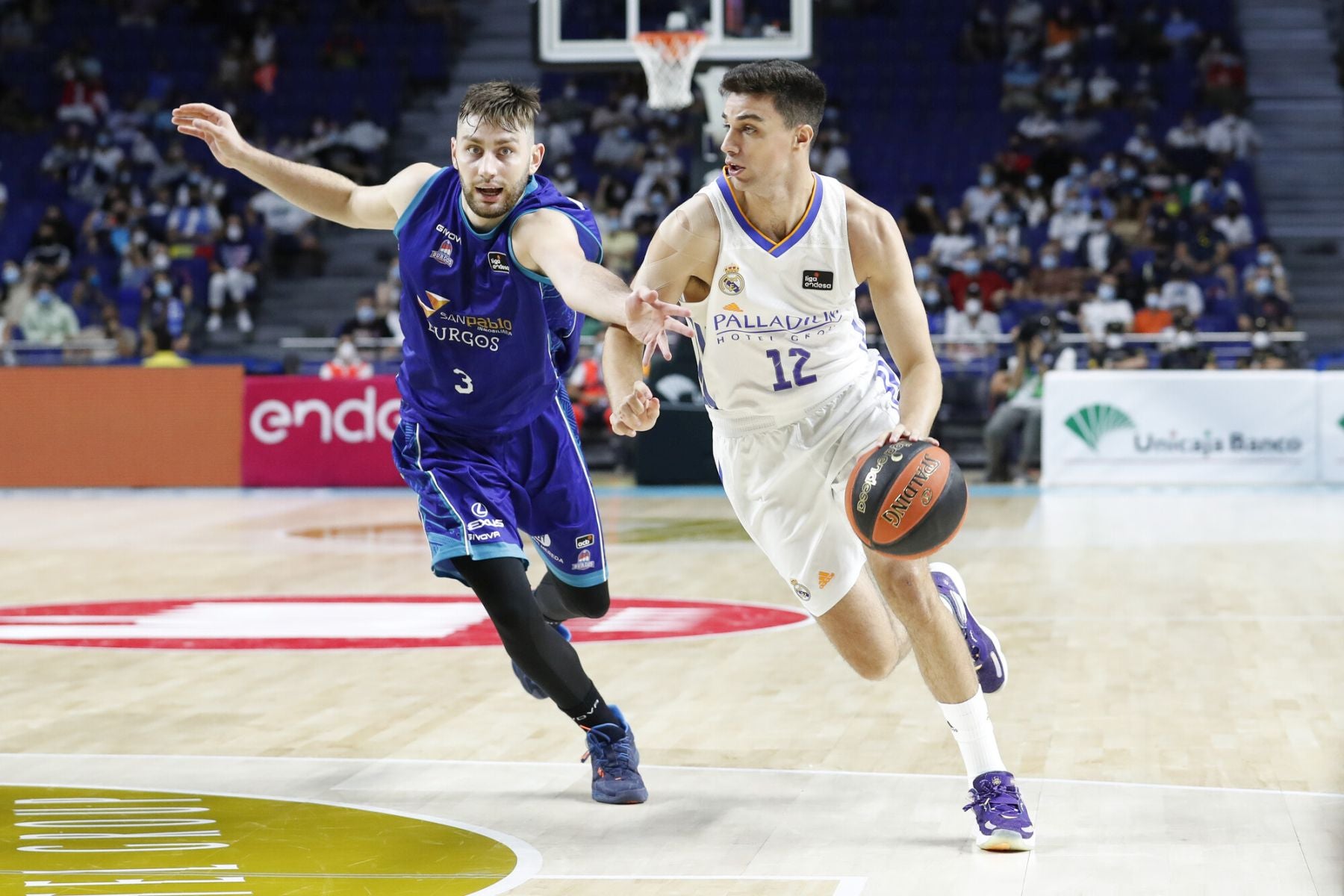 Fotos: El San Pablo deja una buena imagen en el WiZink Center