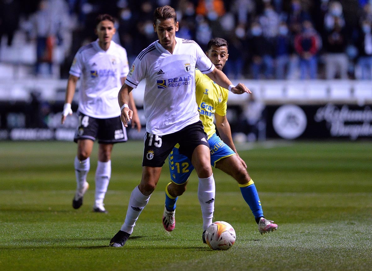Fotos: El Burgos CF suma un empate frente a Las Palmas